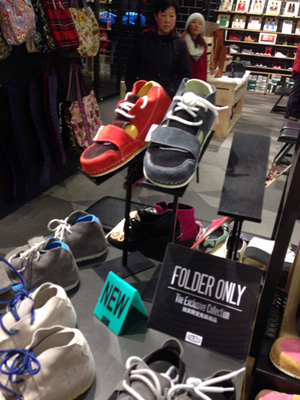 探寻Folder时尚鞋履 揭秘上海街头的潮流足迹